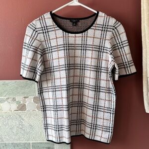 ⭐️ Ann Taylor Short Sleeve Sweater Tops, Size MP, EUC
